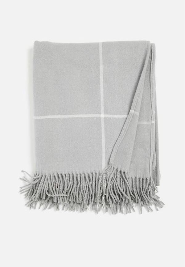 Grid Check Throw Blanket - <p style='text-align: center;'>R 80</p>